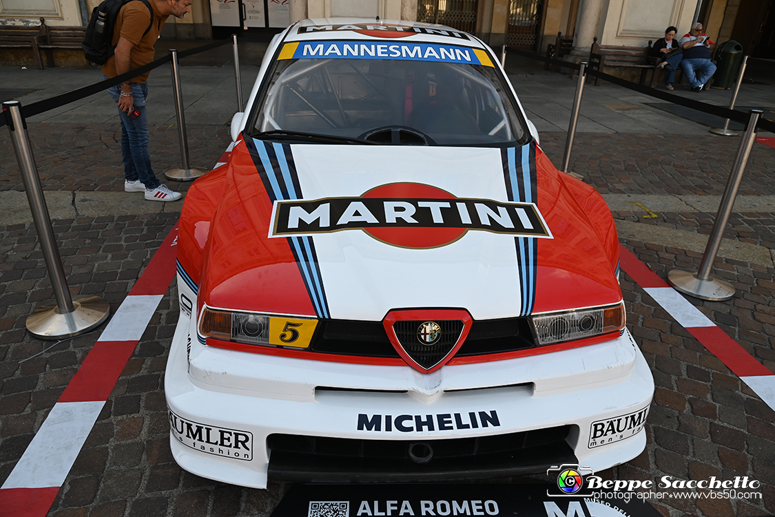 VBS_3865 - Autolook Week - Le auto in Piazza San Carlo.jpg